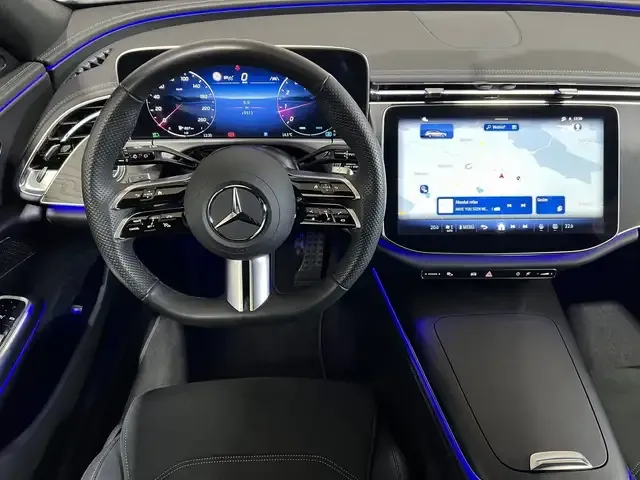 Mercedes-Benz E 200
