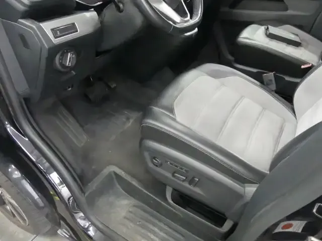 Volkswagen T6.1 California