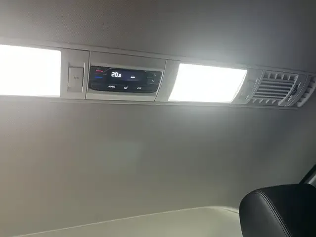 Volkswagen T6.1 Caravelle