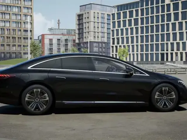 Mercedes-Benz EQS
