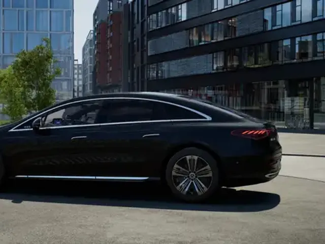 Mercedes-Benz EQS