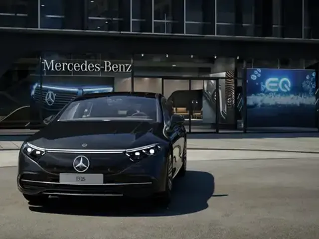 Mercedes-Benz EQS