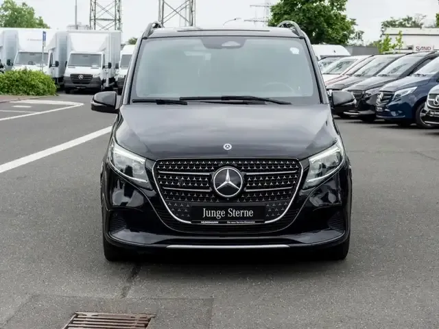 Mercedes-Benz V 300