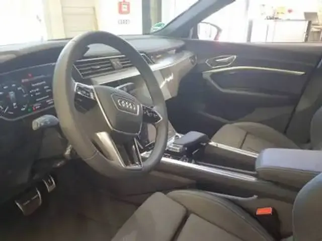 Audi Q8 e-tron