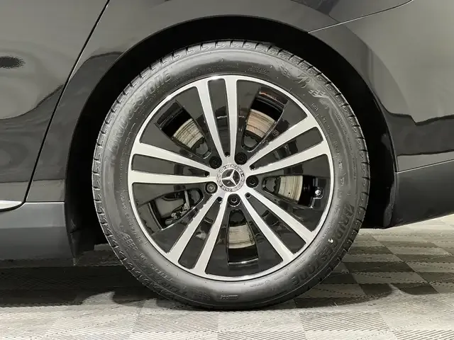 Mercedes-Benz EQE 300