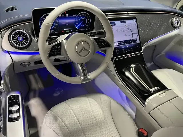 Mercedes-Benz EQE 300