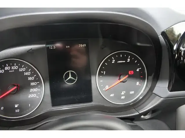 Mercedes-Benz Sonstiges