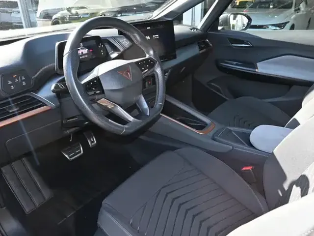 CUPRA Born