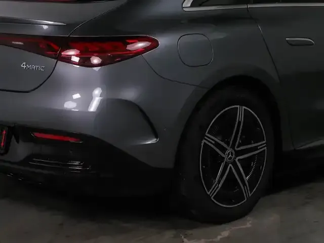 Mercedes-Benz EQE 350