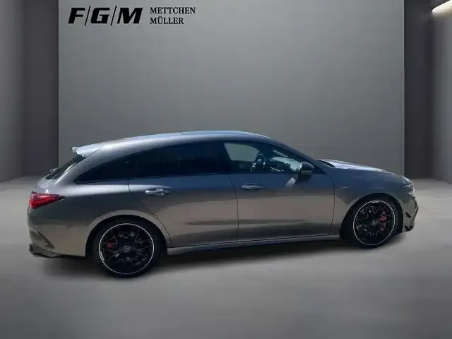 Mercedes-Benz CLA 45 AMG