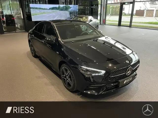 Mercedes-Benz CLA 250