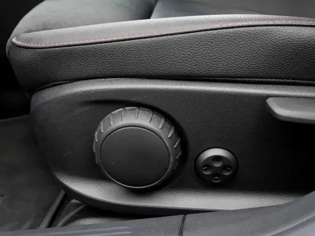 Mercedes-Benz CLA 220