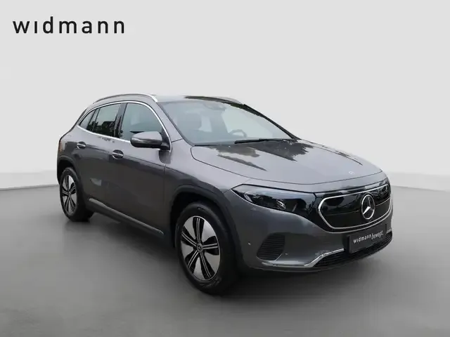 Mercedes-Benz EQA 300