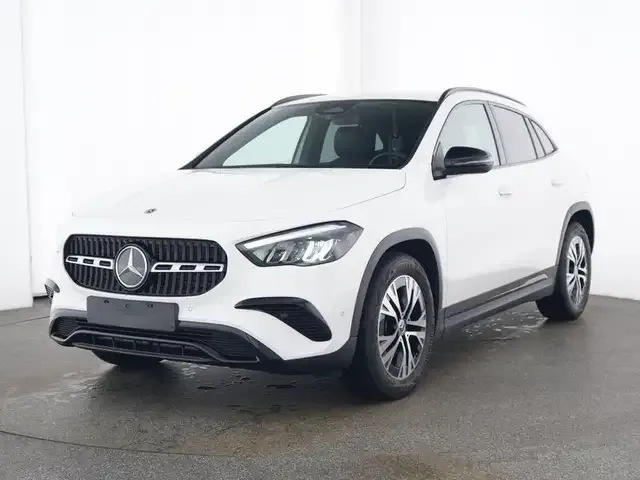 Mercedes-Benz GLA 180