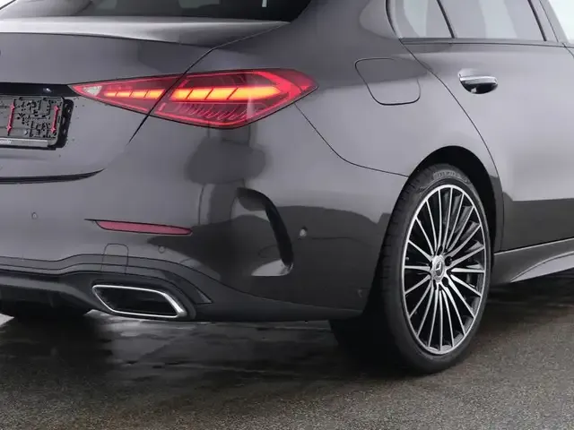 Mercedes-Benz C 180