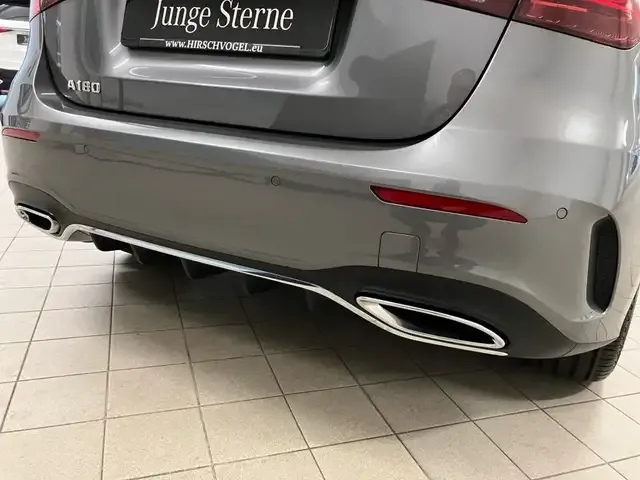 Mercedes-Benz A 180