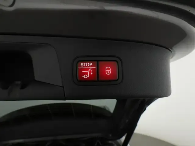 Mercedes-Benz GLA 220