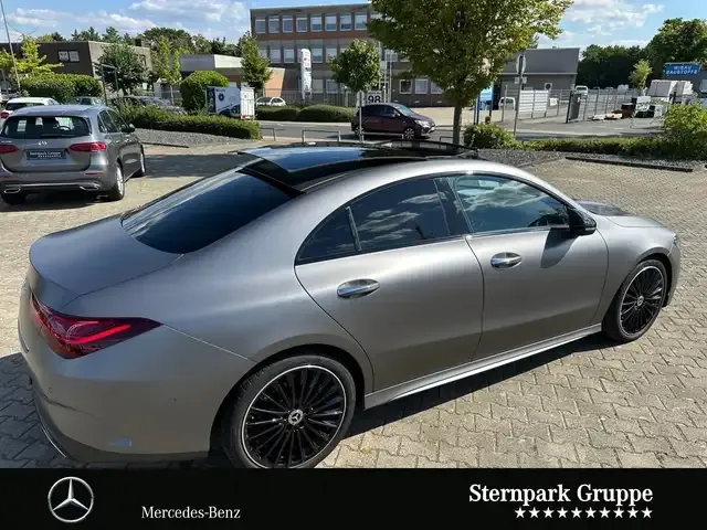 Mercedes-Benz CLA 200