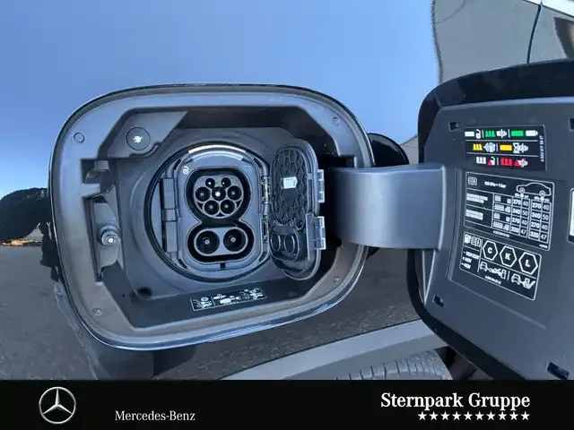 Mercedes-Benz EQA 300