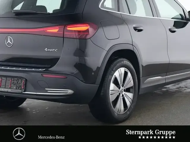 Mercedes-Benz EQA 300