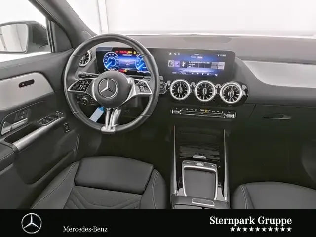 Mercedes-Benz EQA 300