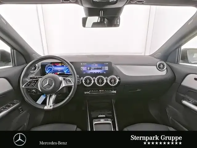 Mercedes-Benz EQA 300