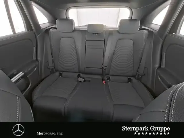 Mercedes-Benz EQA 300