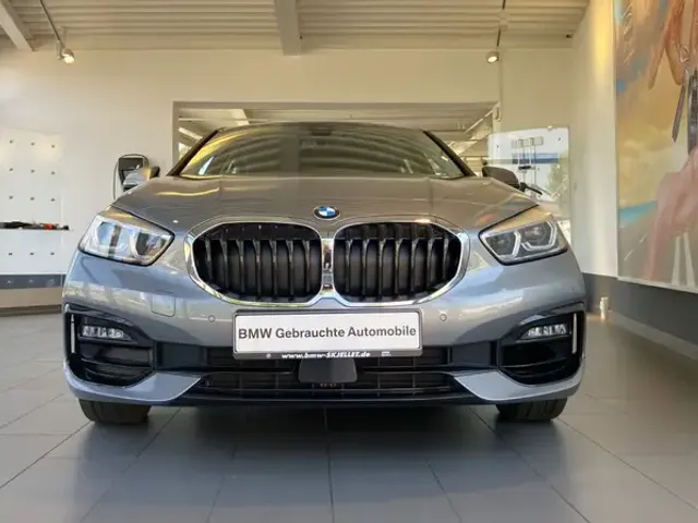 BMW 120