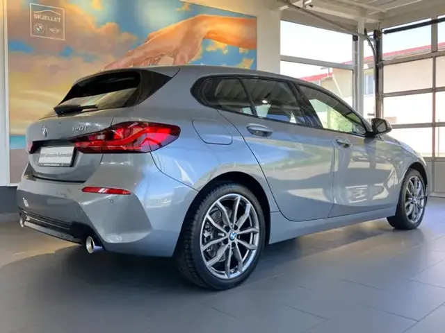 BMW 120