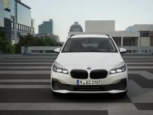 BMW 218
