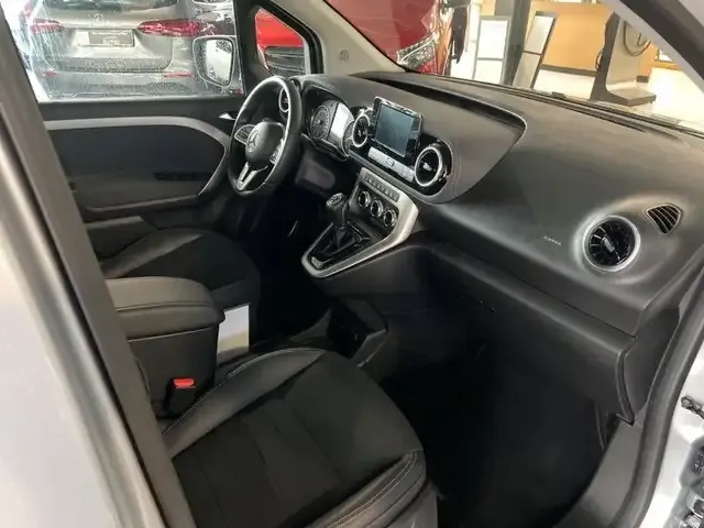 Mercedes-Benz T-Class