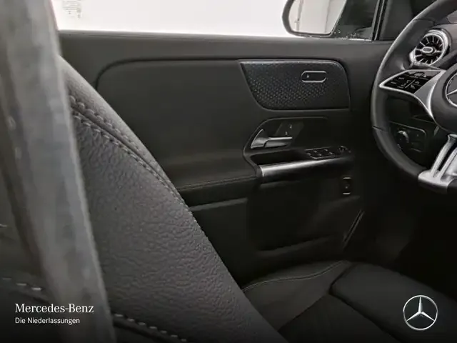 Mercedes-Benz EQA 350
