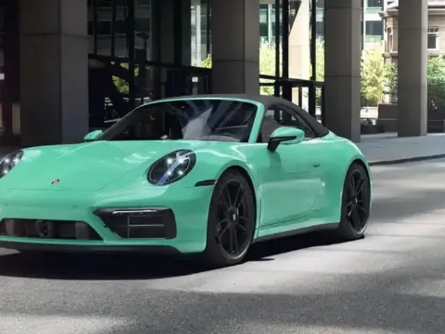 Porsche 911