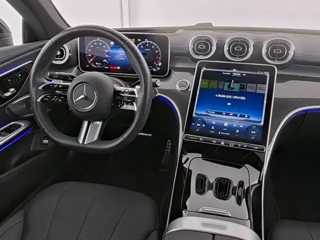 Mercedes-Benz CLE 200