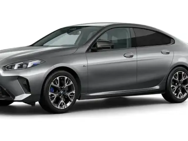 BMW 235