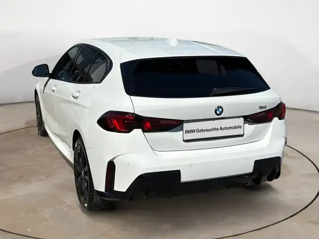 BMW 114