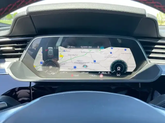 Audi SQ8 e-tron