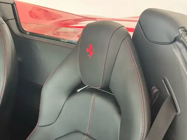 Ferrari F8 Spider