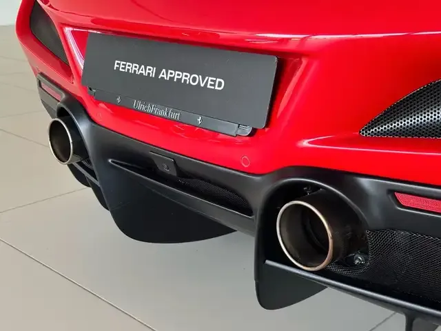 Ferrari F8 Spider
