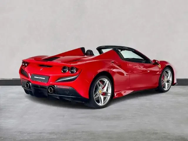 Ferrari F8 Spider