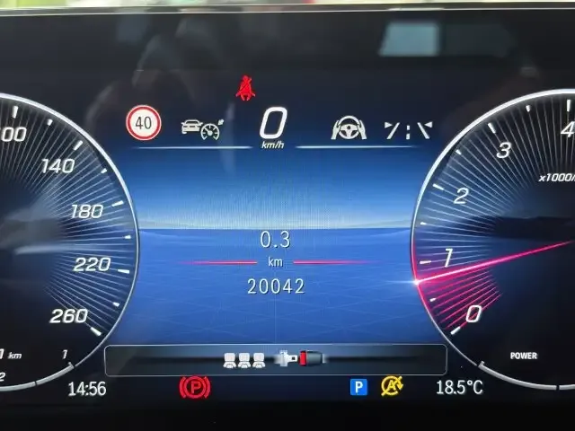 Mercedes-Benz CLA 180