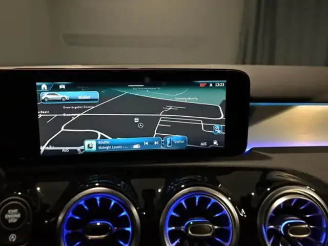 Mercedes-Benz A 200