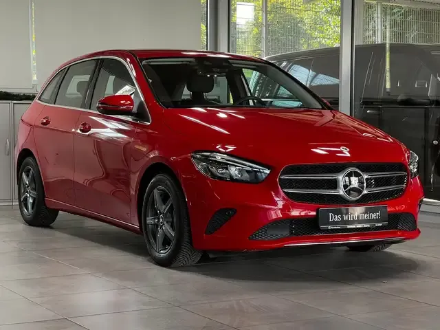 Mercedes-Benz B 200