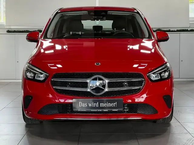 Mercedes-Benz B 200