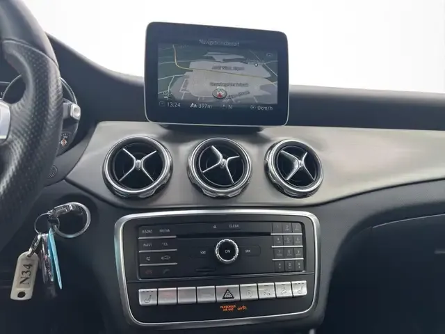 Mercedes-Benz GLA 250