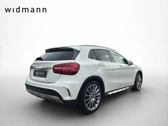 Mercedes-Benz GLA 250