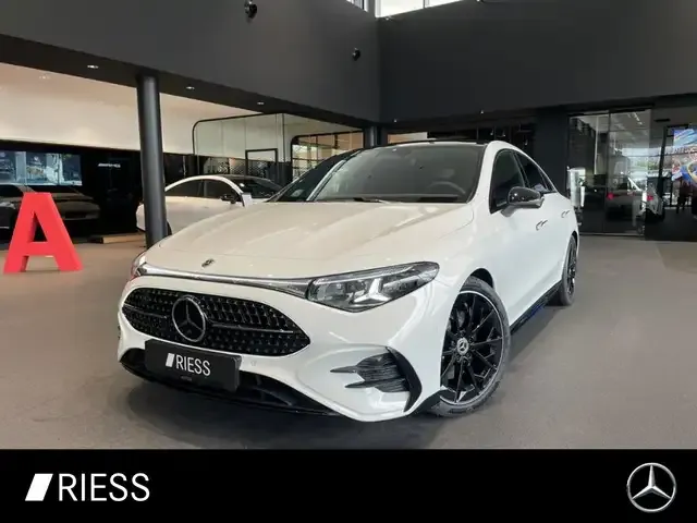 Mercedes-Benz CLA 200