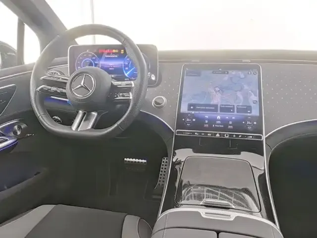 Mercedes-Benz EQE 300