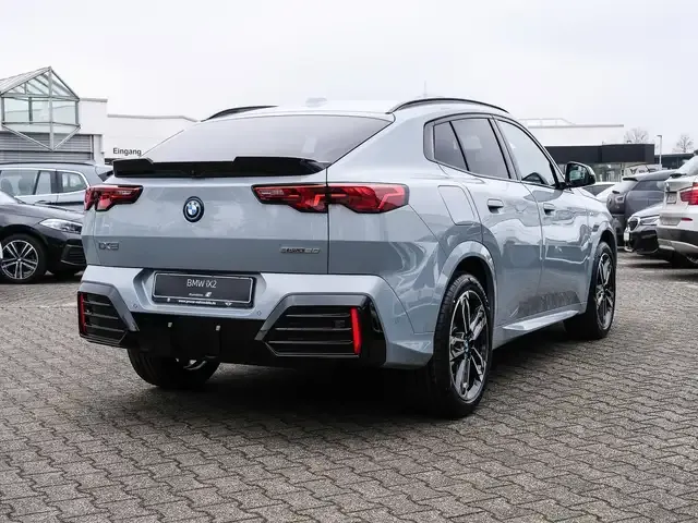 BMW iX2