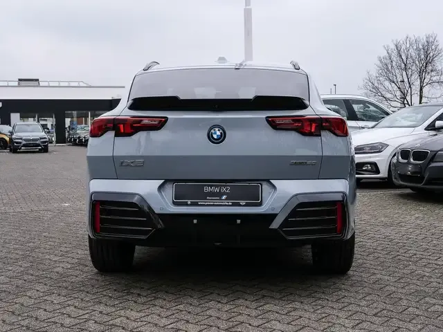 BMW iX2